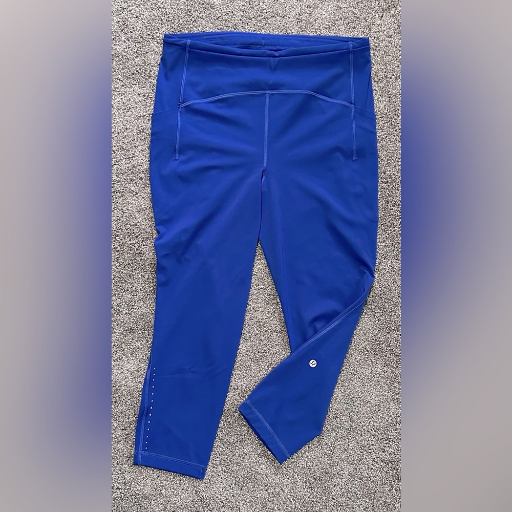 Lululemon Swift Speed High-Rise Crop 23”
